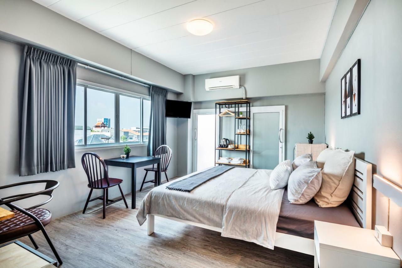 Penyos Service Apartment Bangkok Eksteriør bilde